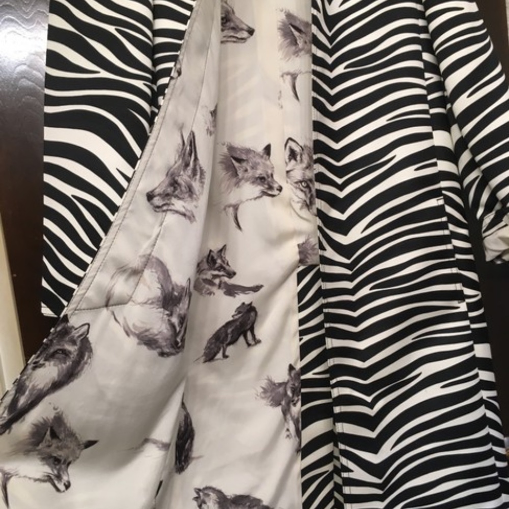 Celine zebra coat with hair calf collar - Picture 8 of 8